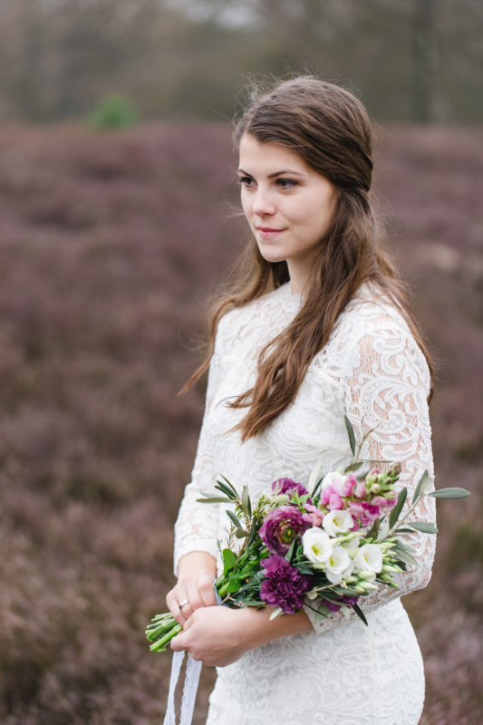 wedding pretty bride by sarahandsamuelphotography