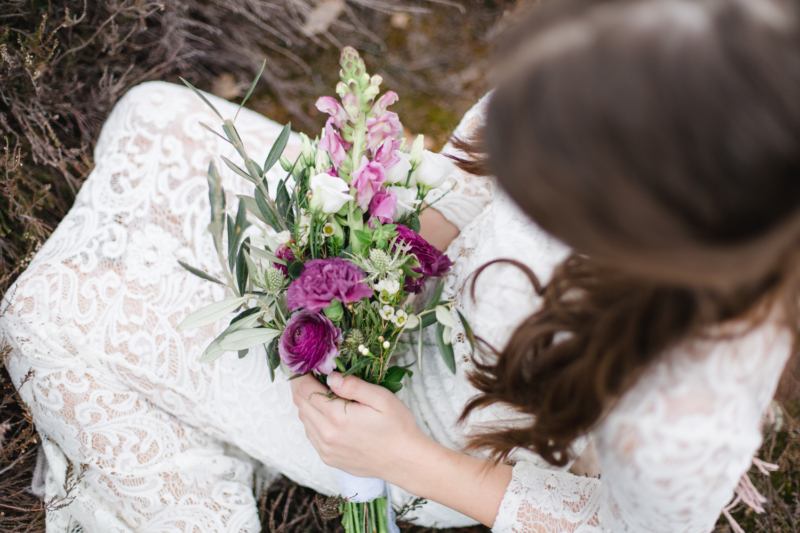 wedding pretty bride by sarahandsamuelphotography