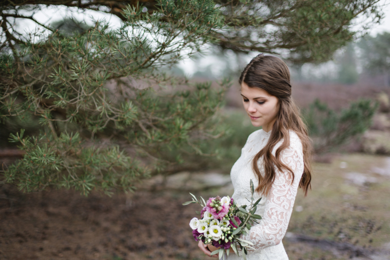 wedding pretty bride by sarahandsamuelphotography